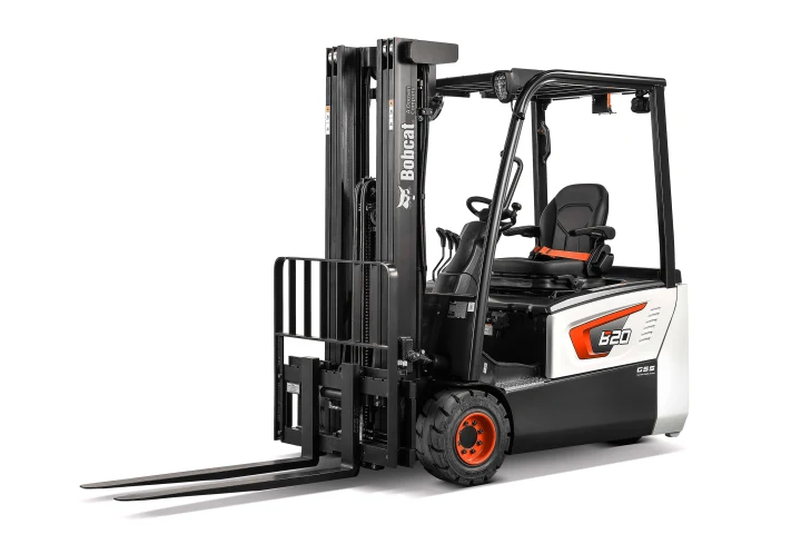 bobcat-emea-electric-forklifts-b20t-7-plus-studio-1